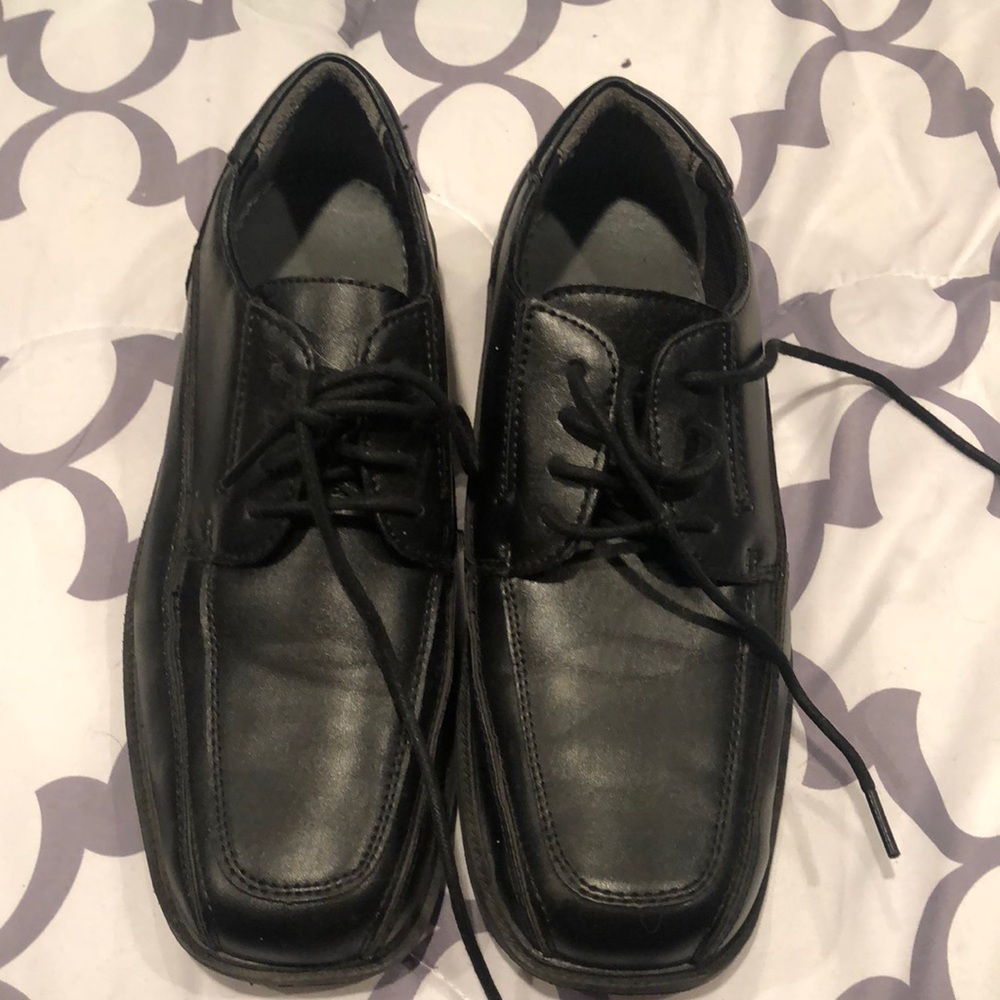 Mens dress shoe